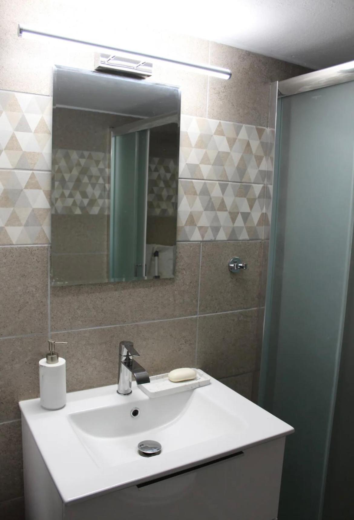 Cozy Apartment In Athens Center מראה חיצוני תמונה